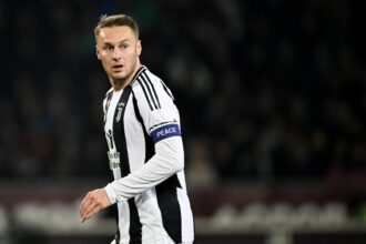 Alto impiego, scarsa lucidità: Koopmeiners non gioca Juve-Psv in Champions