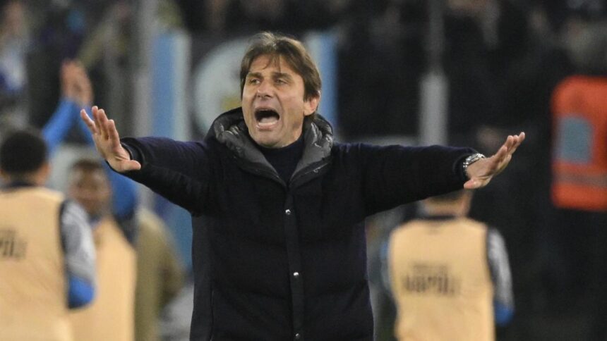 Conte, dai pregiudizi all'amore: ecco come ha conquistato Napoli
