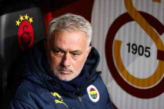 Mourinho in Turchia, ancora in guerra con tutti dopo Italia, Inghilterra e Spagna