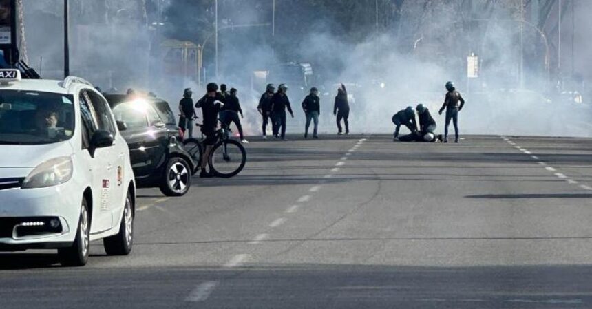 Scontri in autostrada tra tifosi della Lucchese e Perugia: circa 350 persone coinvolte