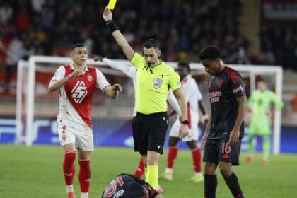 Bufera sull'arbitro di Juventus-Inter, polemiche dopo Monaco-Benfica e sul web è già caos per Mariani