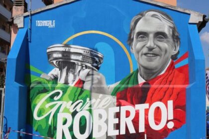 Roberto Mancini odiato anche a casa sua, imbrattato a Jesi murales dell'ex ct con oscenità