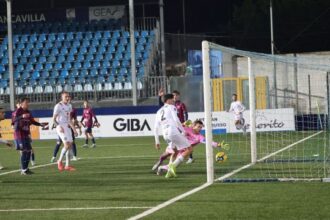 derby al Foggia. Pokerissimo Giugliano, sprint Gubbio