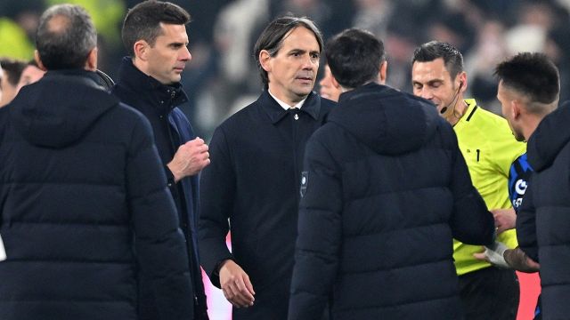 Inzaghi flop negli scontri diretti, la ricetta per il Napoli. Motta spiazza sui tifosi