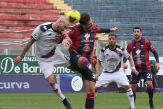 Serie C: Taranto escluso dal campionato, penalizzate Messina, Triestina e Lucchese