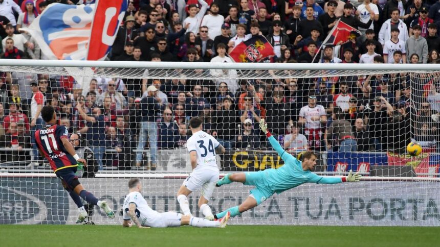 Serie A, Bologna-Lazio 5-0: Odgaard, Orsolini, Ndoye, Castro, Fabbian