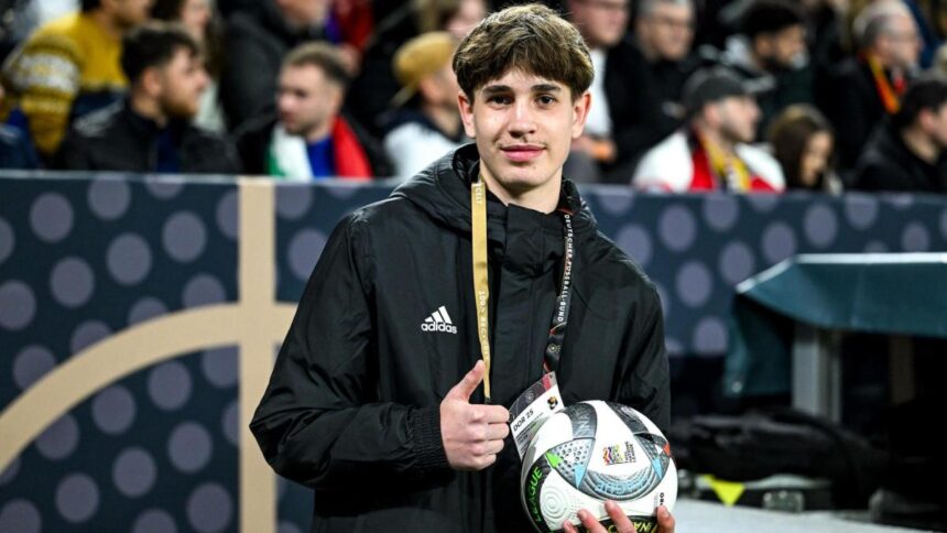 Germania-Italia, il raccattapalle "decisivo" nel gol di Musiala: la stori