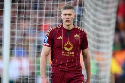 Il paradosso di Dovbyk: decisivo per la Roma, non scalda i tifosi giallorossi