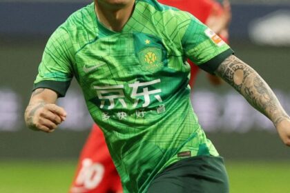 scoppia il caso Guo, talento morto dopo scontro in amichevole e onorato anche dal Bayern. Le accuse della famiglia