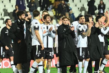 Cesena-Salernitana da infarto, gol annullati, rigore revocato, penalty sbagliato, gol partita all'85' e dedica alla mamma