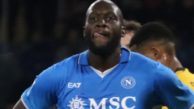 Napoli, Lukaku si riscatta dopo l'Inter e fa gol a "C'è posta per te"