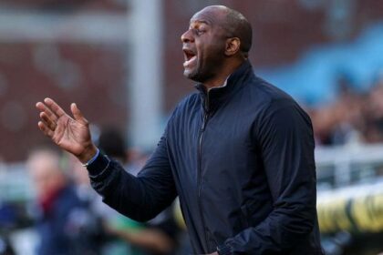 il Lecce cerca punti salvezza col Genoa di Vieira