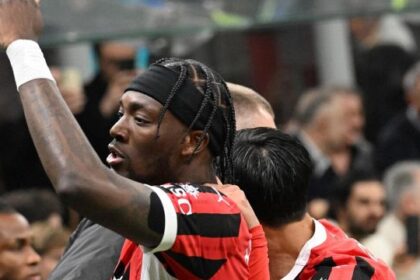 il bomber ora è un altro giocatore