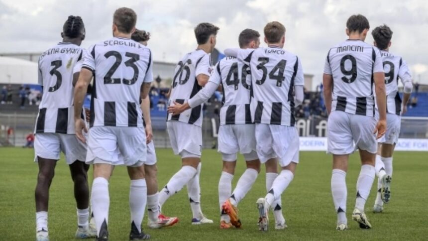 Serie C, le 28 squadre che si giocano la B, ci sono Atalanta e Juve. Il Milan rischia la D