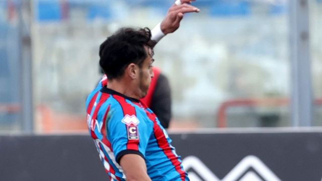 Colpo del Catania, frena il Perugia, pokerissimo Giugliano, Clodiense già retrocessa