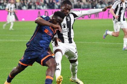 mancano rigore e rosso, che svista dell’arbitro