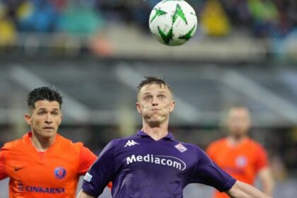 Fiorentina-Celje, moviola: Var e arbitro, pasticci e spavento sui gol dati e annullati