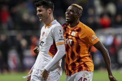 entra e fa due gol. Le parole su Osimhen e la dedica ad Alice Campello