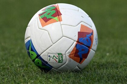 Serie B 2024-25 regolamento: classifica avulsa, playoff, playout