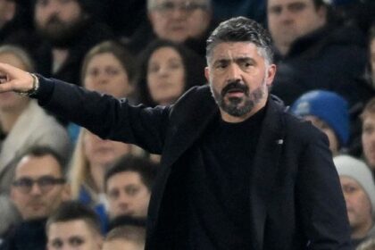 le lacrime e il ricordo del Pontefice 