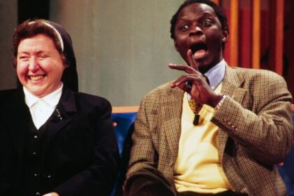 le lacrime di Marino Bartoletti, gli sketch con Idris, il ricordo degli spettatori