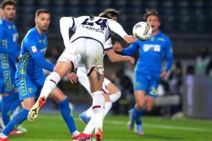 Bologna-Empoli, moviola: abbaglio del Var e arbitro permissivo: la rabbia dei tifosi