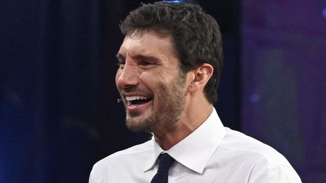 Scudetto Napoli, Stefano De Martino rivela retroscena festa, futuro Conte e tiferà Kvara con l'Inter