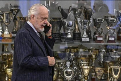 De Laurentiis e il record dei due scudetti del Napoli. Tackle di Vocalelli