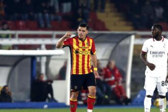 Krstovic, infortunio: il Lecce punta a recuperare l'attaccante per il Verona