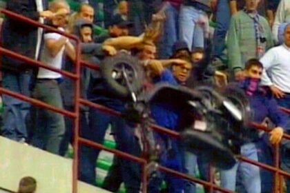 Omicidio Claris: la Curva Nord dell'Inter espone uno striscione di solidarietà