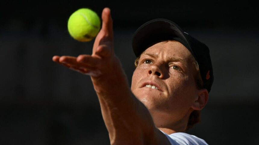 Sinner-Navone davanti a Lazio-Juventus: il tennis supera lo spareggio champions