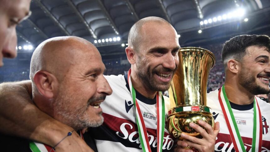Coppa Italia, la festa del Bologna e di Vincenzo Italiano dopo la vittoria sul Milan