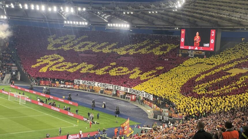 Roma, coreografia per Claudio Ranieri: l'ultima all'Olimpico per il mister
