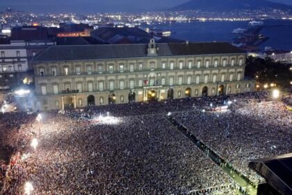 Su Dazn la festa-scudetto del Napoli. E le immagini trasmesse in oltre 60 piazze