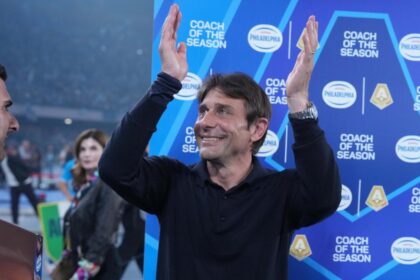 Conte, il Napoli ci crede. Mercato da 150 milioni, De Laurentiis aspetta il sì