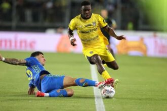un rosso dopo solo mezzora, dubbi su gol Djuric e tre rigori negati, che polemiche