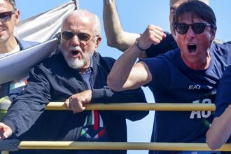 il labiale della moglie, il vertice con De Laurentiis e il retroscena su Chiellini