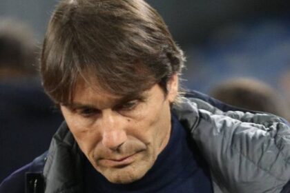 Juventus, su Conte si abbatte l'ira dei tifosi bianconeri: "Usati e traditi"