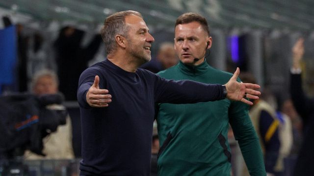 Inter-Barcellona, rabbia Flick e Pedri: "L'Uefa indaghi sull'arbitro Marciniak"