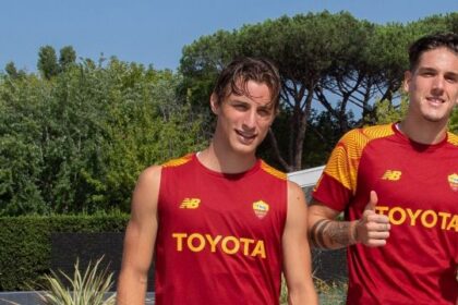 per Nicolò fischi, lite e rosso, per Edo cori e lacrime