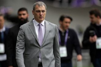 Juventus, la roulette degli allenatori estrae il nome di Marco Silva. La rabbia dei tifosi contro Comolli e John Elkann