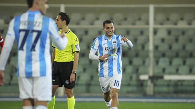 l’arbitro perde la testa, espulso Foggia ma aveva ragione! La contestazione dei tifosi