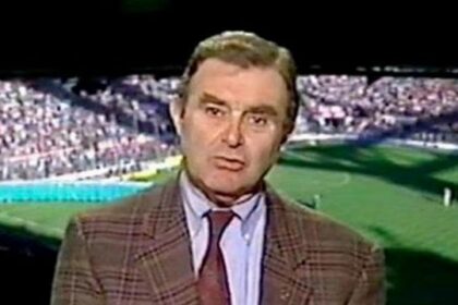 il mondo del calcio dice addio al recordman della domenica