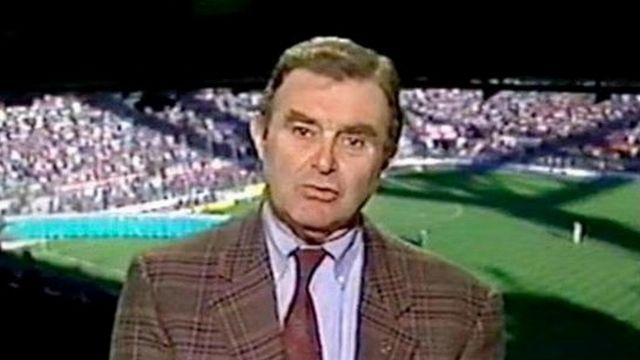 il mondo del calcio dice addio al recordman della domenica