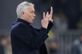 Inter, Mourinho ha tifato per lo scudetto del Napoli e spiega perché: web incredulo