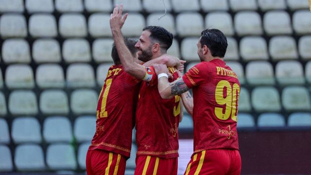 Iemmello re del Ceravolo, calabresi in semifinale con lo Spezia, i romagnoli restano in B