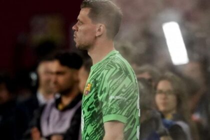 un uomo malato, va sanzionato. E si pensa a Dibu Martinez