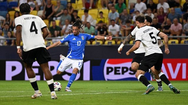 Koleosho, Ambrosino e tanto cuore non bastano. Nunziata furioso con l'arbitro
