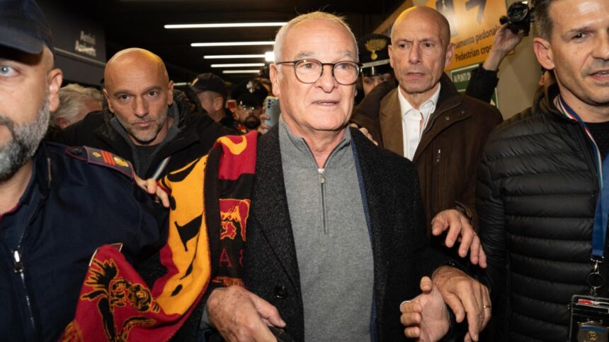 Ranieri, da "traditore" a nuovo re di Roma: l'abbraccio della città