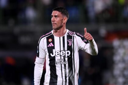 Vlahovic, il nodo della Juve: resta o dice addio ai bianconeri?